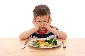 Read more about the article TEACH YOUR KIDS TO ENJOY HEALTHY EATING WITH THESE KID-FRIENDLY TIPS