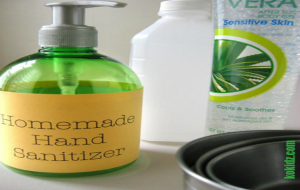 Read more about the article 3 HIDDEN DANGERS OF HAND SANITIZER – HOW TO MAKE NATURAL HAND SANITIZER!