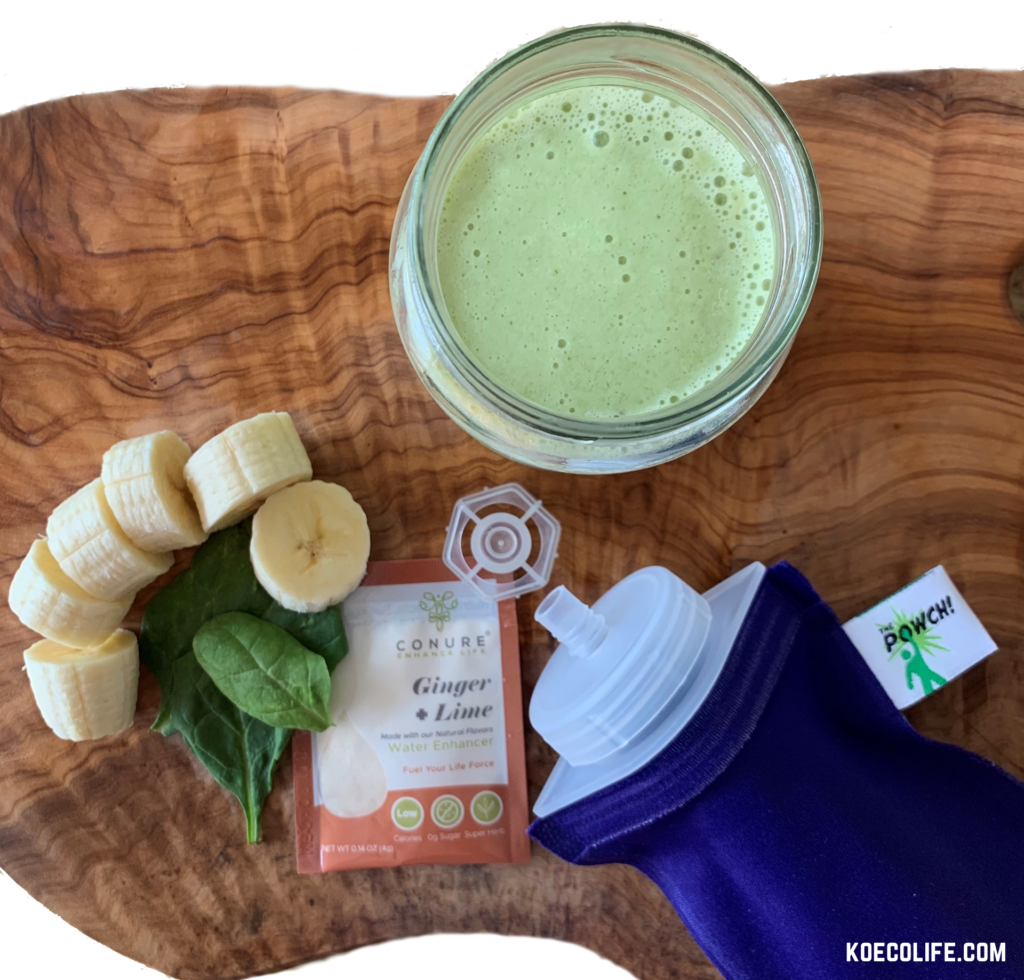 DISEASE-FIGHTING-AND-FIBER-RICH-BANANA-SPINACH-GREEN-SMOOTHIE|banana-spinach-natural-olivewood-board-conure-life-ginger-lime|ko-ecolife|the-powch